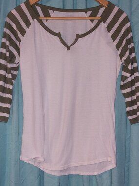 Express Raglan 3/4th Sleeve Shirt Small